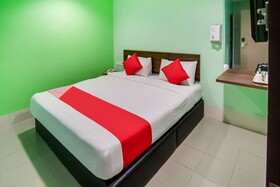 Dream House Hotel