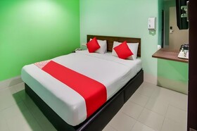 Dream House Hotel