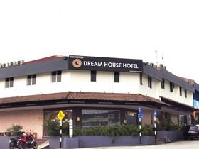 Dream House Hotel