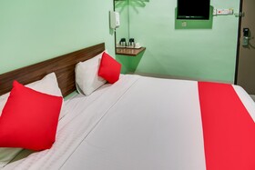 Dream House Hotel