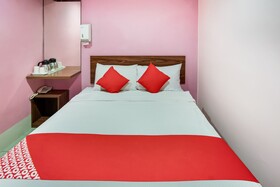 Dream House Hotel