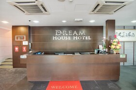 Dream House Hotel