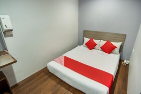 Dream House Hotel