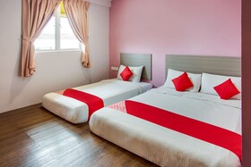 Dream House Hotel