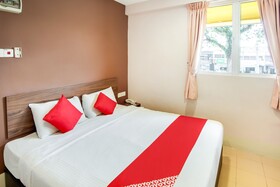 Dream House Hotel