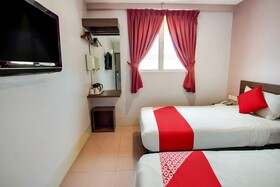 Dream House Hotel