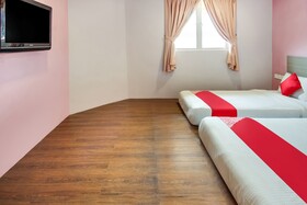 Dream House Hotel