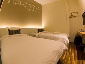 Mood Hotel