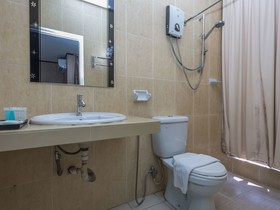Suan Bee Hotel
