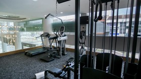 V8 Hotel