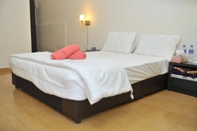 Green Town Hotel & Resort