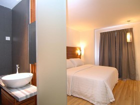T Hotel Tandop