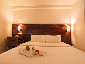 T Hotel Tandop