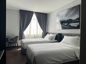 All In Hotel
