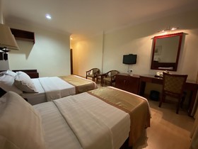 Capital O 89658 Bustani Hotel