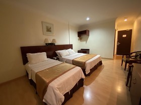 Capital O 89658 Bustani Hotel