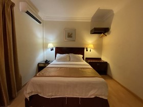 Capital O 89658 Bustani Hotel
