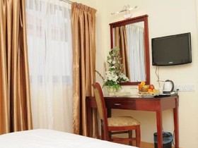 Capital O 89658 Bustani Hotel