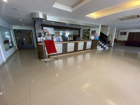 Capital O 89658 Bustani Hotel