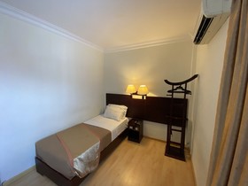 Capital O 89658 Bustani Hotel
