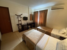 Capital O 89658 Bustani Hotel