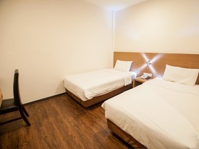 Nagoya Inn Hotel