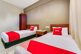 S S Motel by OYO Rooms