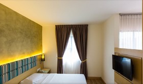 Bella Vista Waterfront Resort & Spa