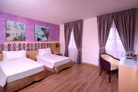 Bella Vista Waterfront Resort & Spa