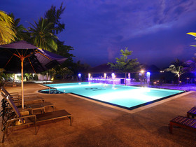 Bella Vista Waterfront Resort & Spa