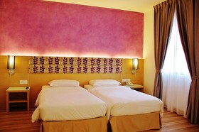 Bella Vista Waterfront Resort & Spa