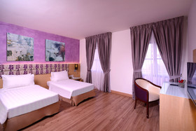 Bella Vista Waterfront Resort & Spa