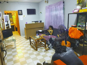Bobi's Cafe Backpackers Hostel