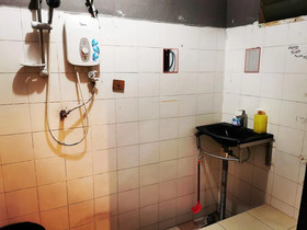 Bobi's Cafe Backpackers Hostel