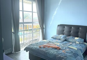 Capital O 90949 Pelangi Beach Resort Mersing