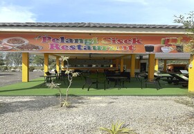 Capital O 90949 Pelangi Beach Resort Mersing