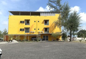 Capital O 90949 Pelangi Beach Resort Mersing