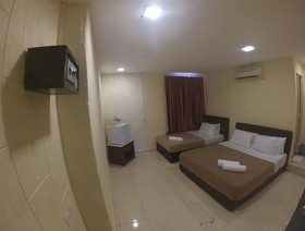 Green Town Hotel & Resort Kuah