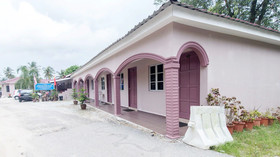 Kampung Guesthouse Hostel
