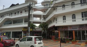 Landcons Resort