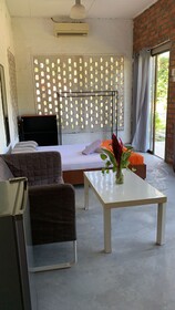 Rouhi Retreats By Doulos
