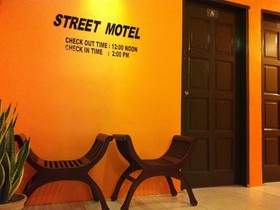 Ten Street Motel