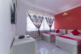 ZEN Rooms Bromedy Motel