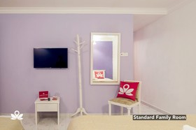 ZEN Rooms Bromedy Motel