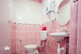 ZEN Rooms Bromedy Motel