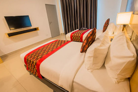 Hotel Adya Express Chenang