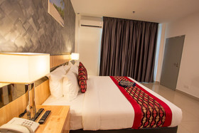 Hotel Adya Express Chenang