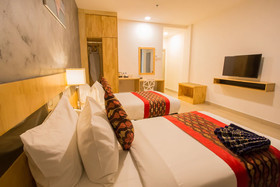 Hotel Adya Express Chenang