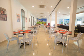 Hotel Adya Express Chenang