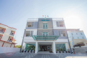 Hotel Adya Express Chenang